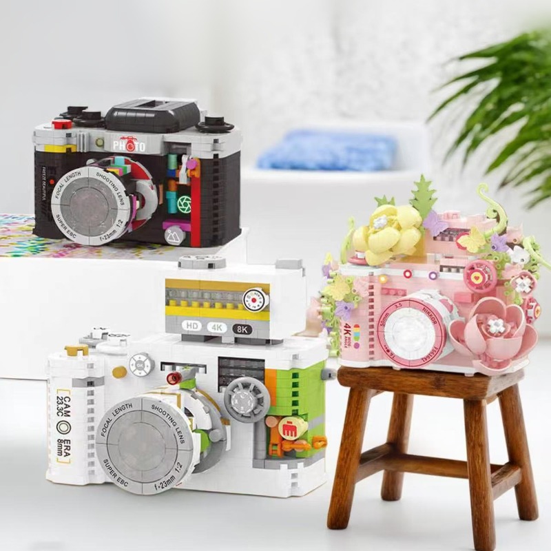 Collectible Vintage Cameras - Vintage Camera Assembly Building Blocks, Desktop